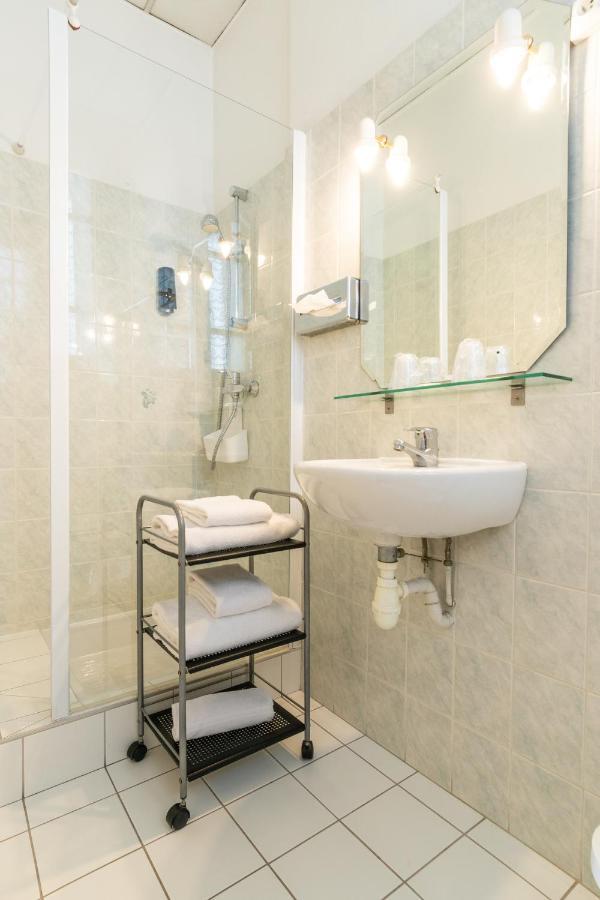 Hotel Des Bains Екс ле Бен Екстериор снимка